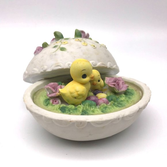Vintage George Good Bisque Porcelain Surprise Easter Egg, Spring Flowers - Picture 1 of 10